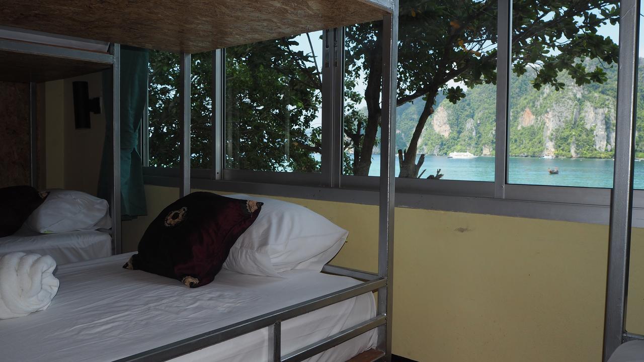 Chaokoh Phi Phi Hostel Exterior photo