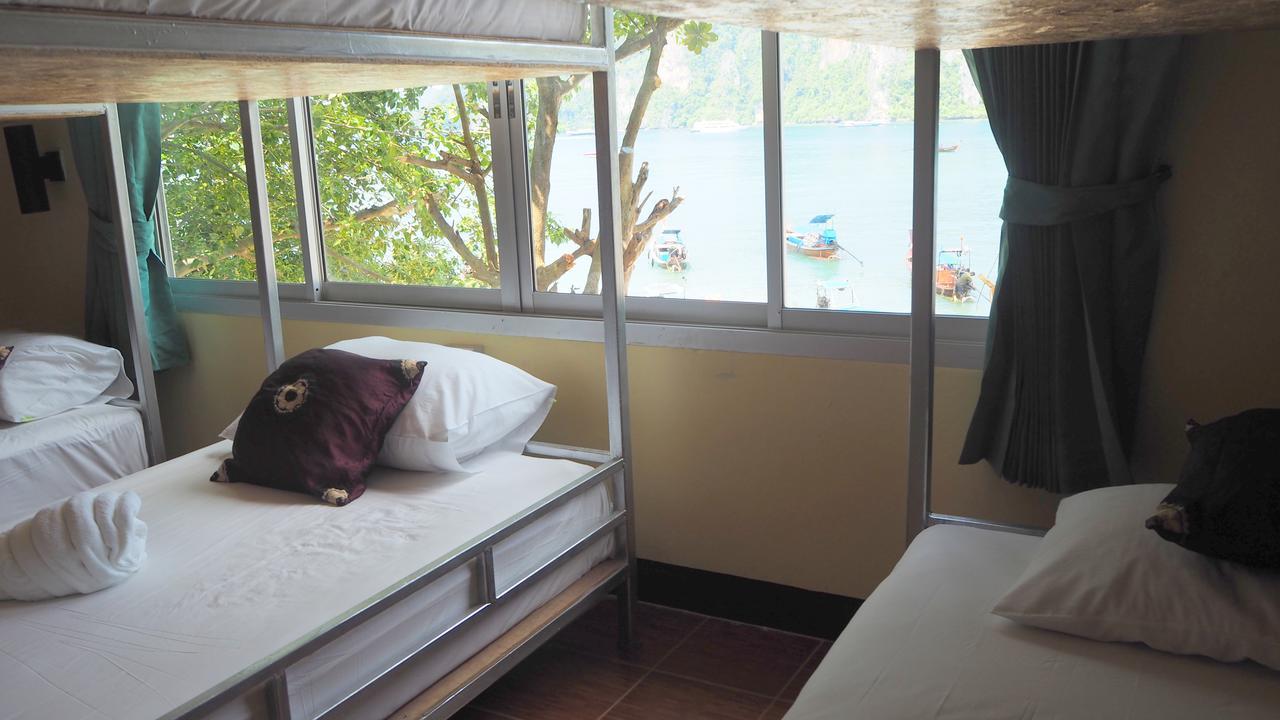 Chaokoh Phi Phi Hostel Exterior photo
