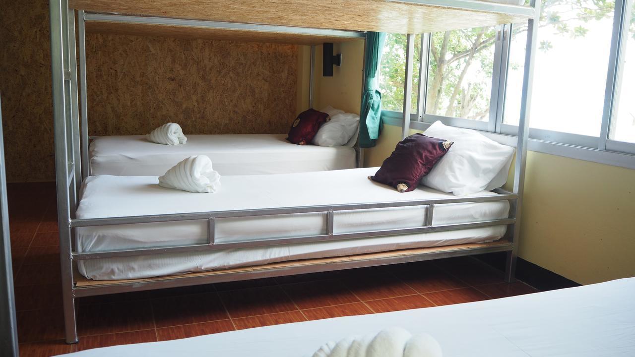 Chaokoh Phi Phi Hostel Exterior photo