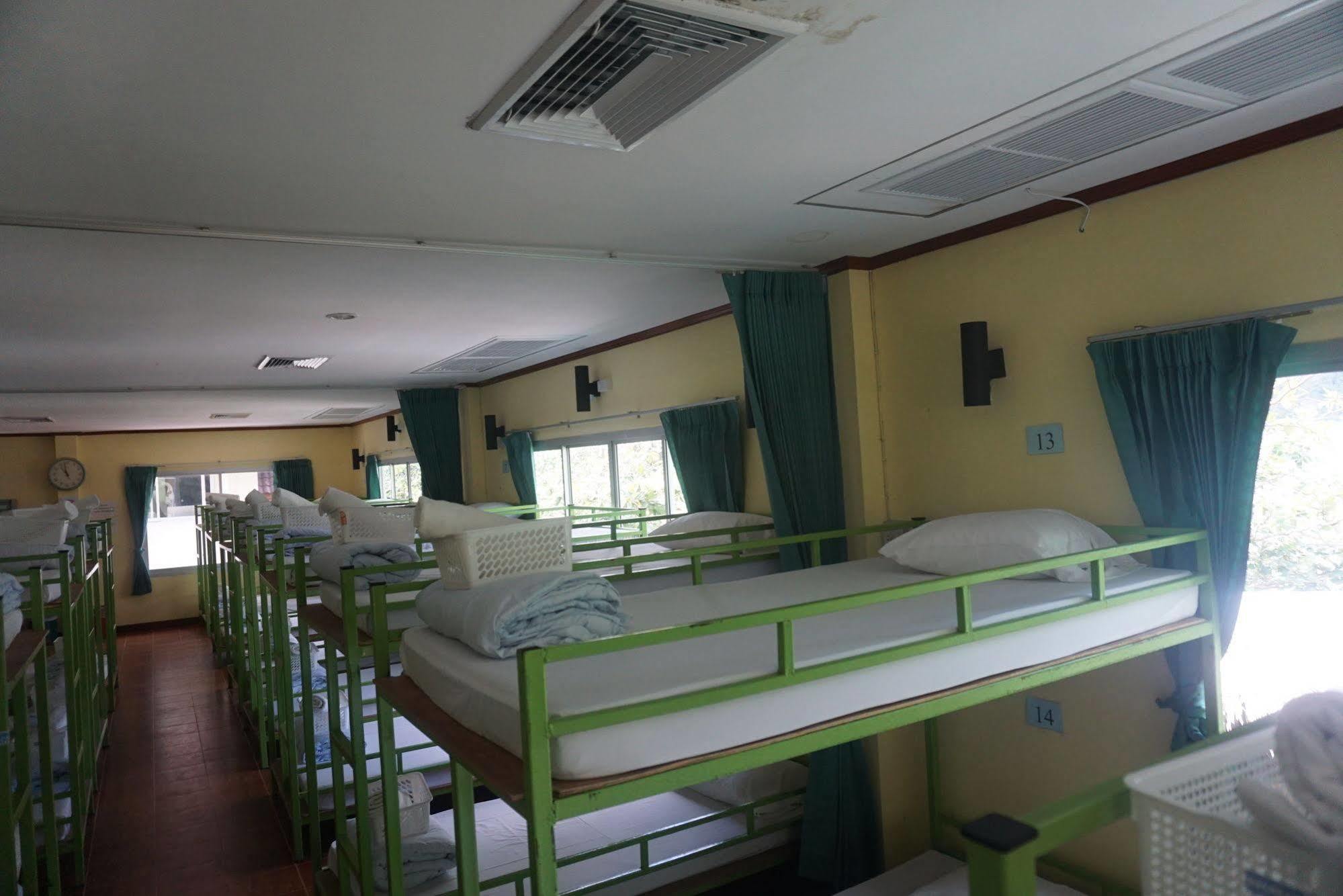 Chaokoh Phi Phi Hostel Exterior photo